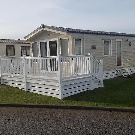 Rick'S Retreat Static Caravan Near The Beach With Free Wifi Lossiemouth Exterior photo